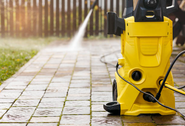 Post-Construction Pressure Washing in Burlington, KS